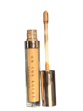Load image into Gallery viewer, Hydrating  Concealer