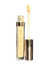Load image into Gallery viewer, Hydrating  Concealer